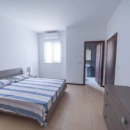 Homestay Kwatera prywatna Gzira